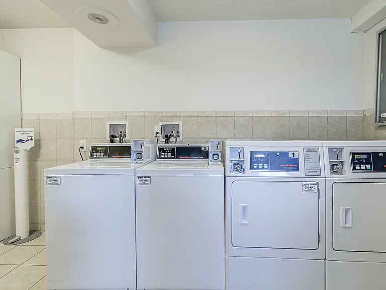 133 Erskine Ave — Photo 21
