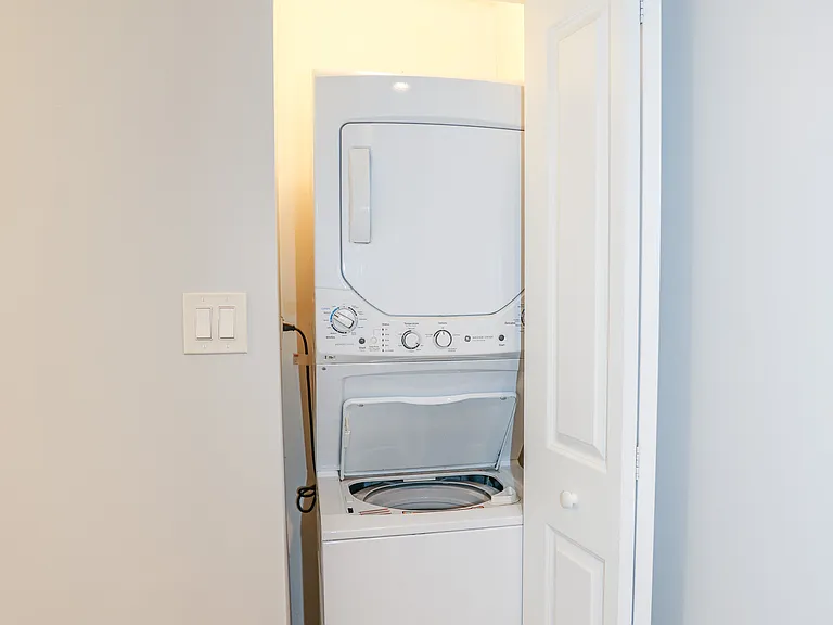 6803 N Ridge Ave #106 — Photo 7