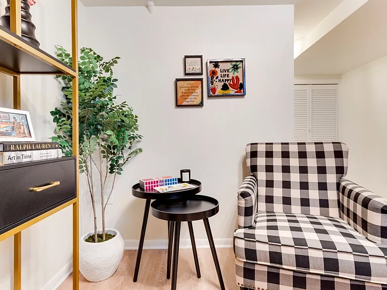 Reading Area