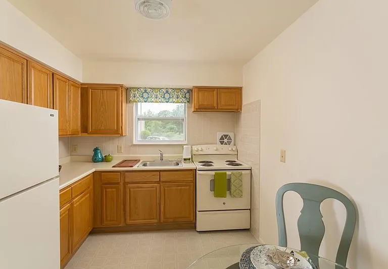 Mansfield Village — Photo 11