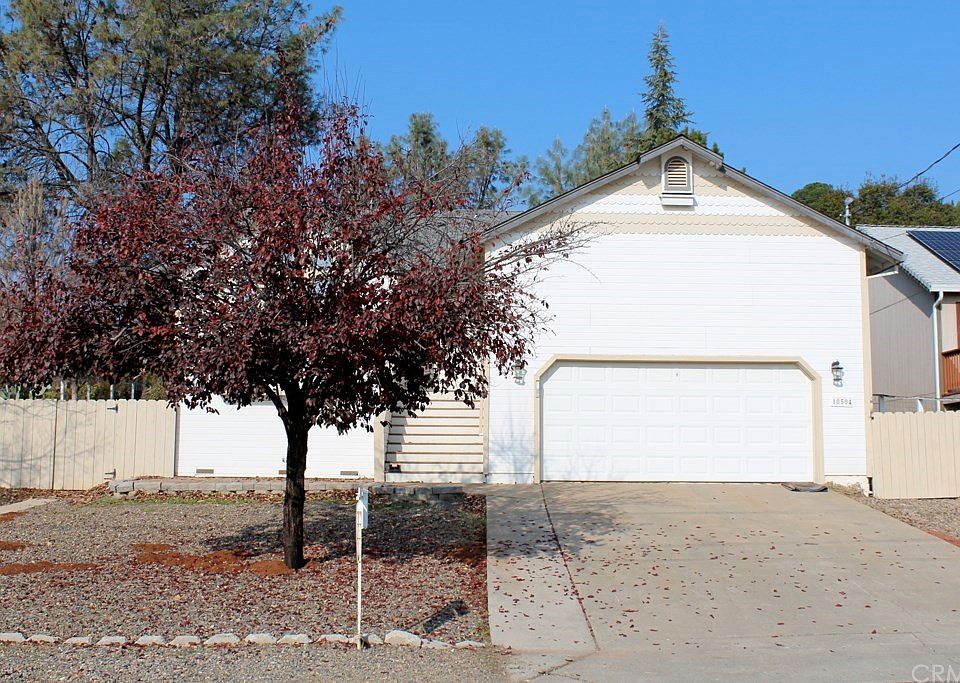 1st image of 18504 Kentwood Pl
