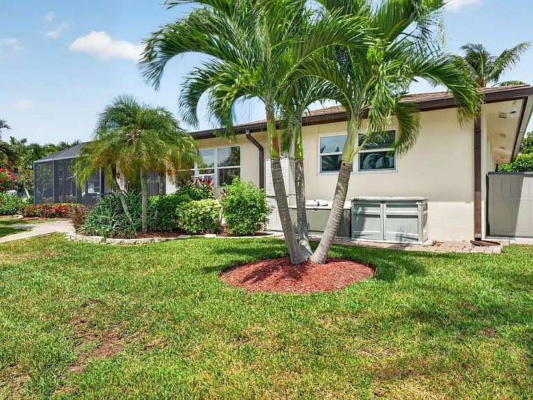 4419 N Pacific Cir — Photo 21
