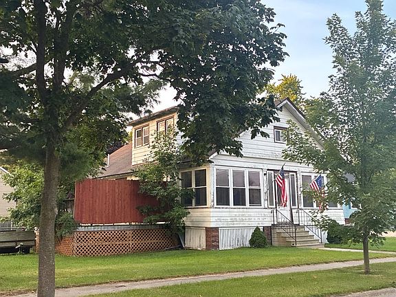 3rd image of 728 S 8th Ave