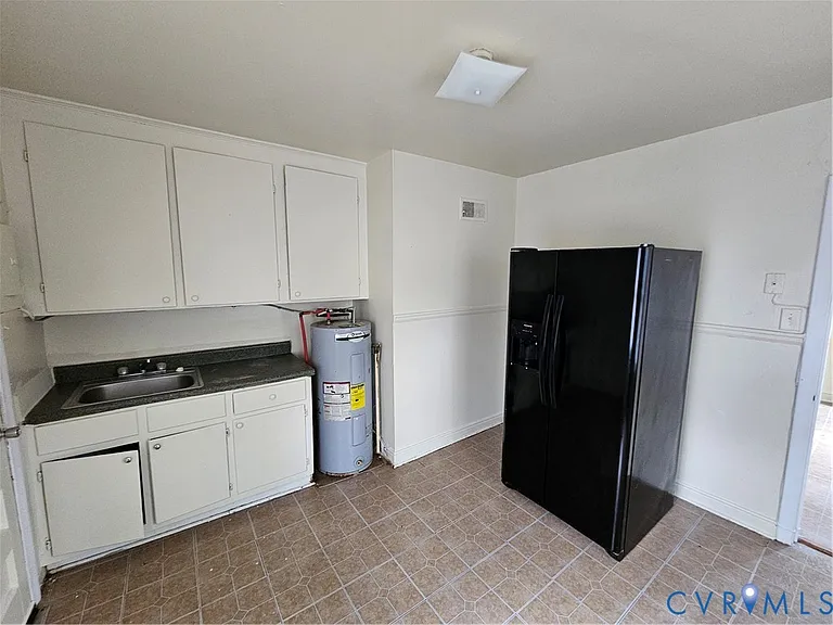 1423 Drewry St — Photo 6