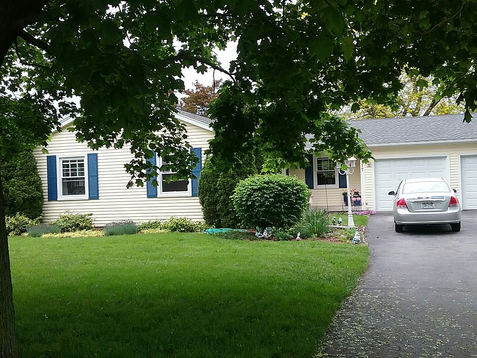1st image of 117 E Buffalo St
