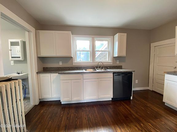 5th image of 103 W Brown St