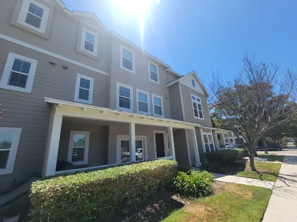 3062 Roia Ln, Oxnard, CA 93036