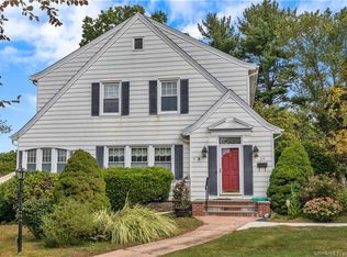 34 Raynham Rd, New Haven, CT 06512