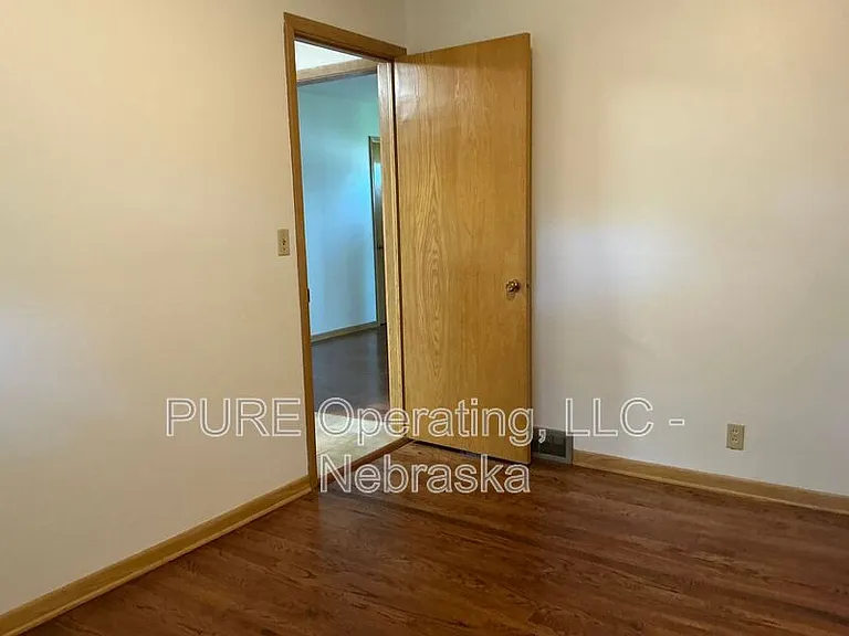 7602 Parker St — Photo 28