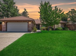 5693 Foothill Rd, Rocklin, CA 95677