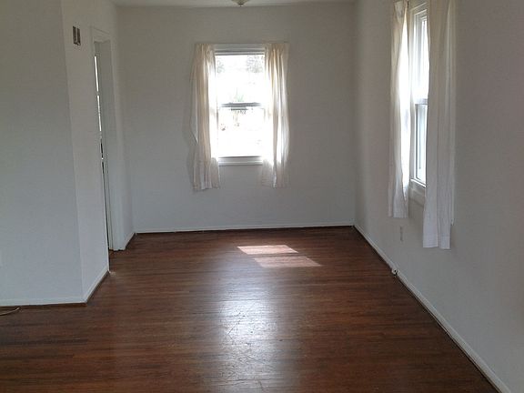 4th image of 7711 Lunceford Ln