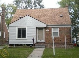 629 E Harry Ave, Hazel Park, MI 48030