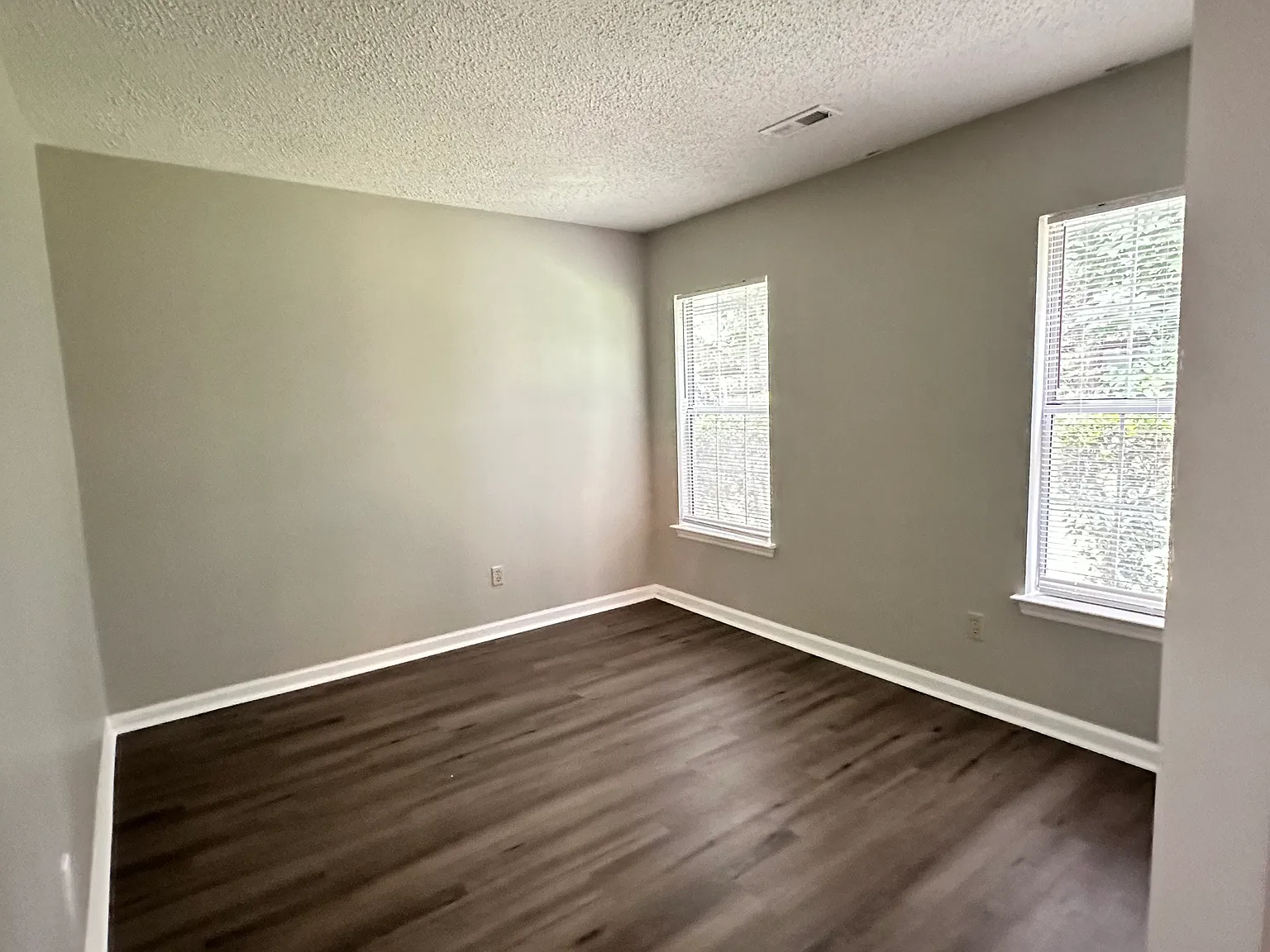 4807 Pennant Pl — Photo 3