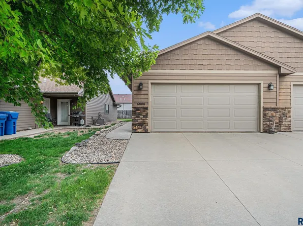 6808 S Witzke Ave, Sioux Falls, SD 57106