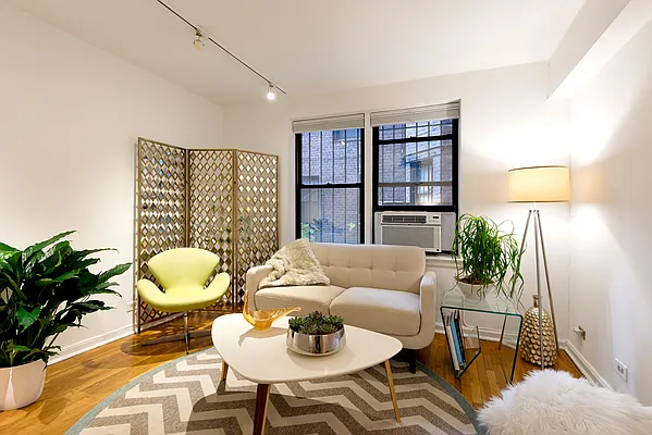 Sold by Compass | media 1