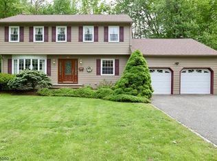 15 Wilson Ave W, East Hanover, NJ