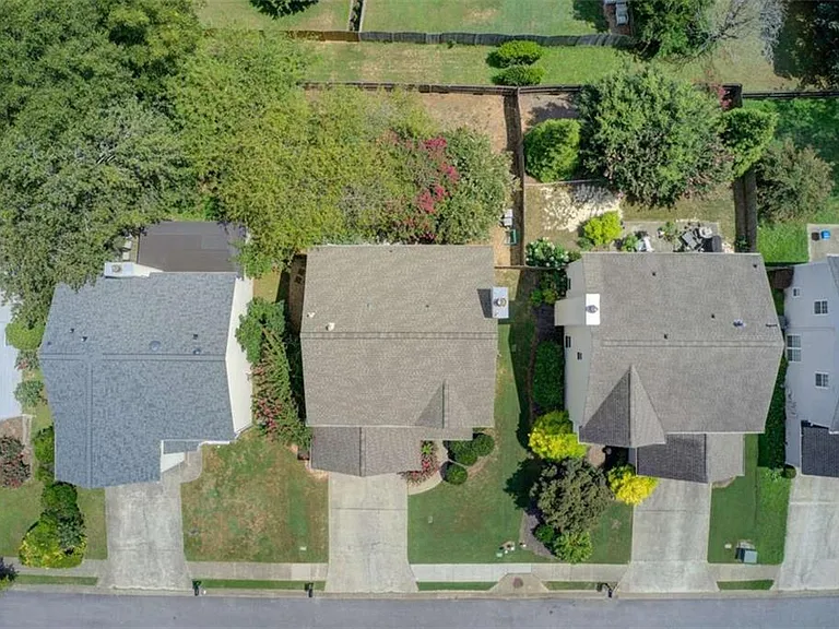 513 Stepney Ct SE — Photo 34