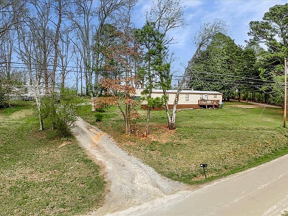 2nd image of 217 Robin Rd