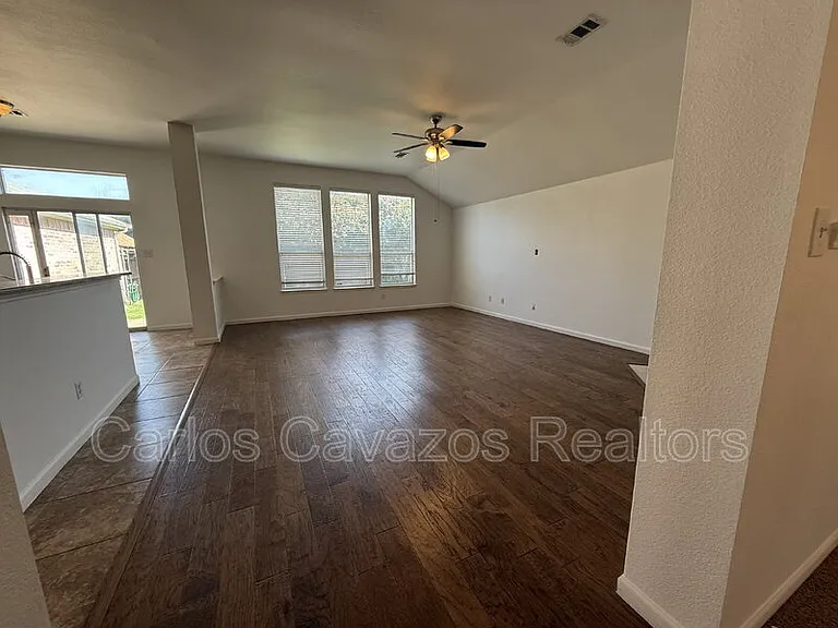 12462 Ridgetop Cir — Photo 9
