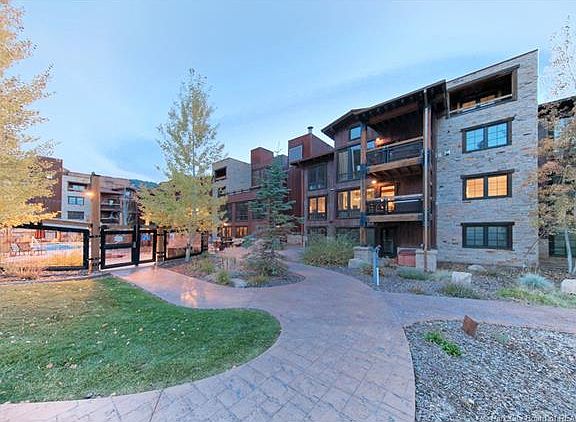 2nd image of 2880 Deer Valley Dr E #6214