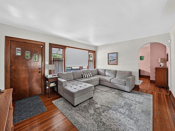 2nd image of 54571 Maple Lane Ave