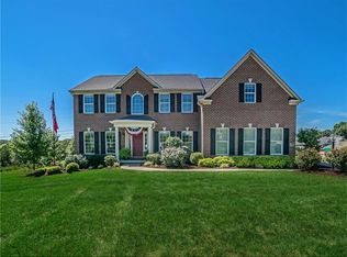 135 Scenic Ridge Dr, Venetia, PA 15367