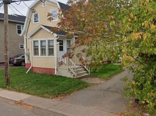 9 Summer St, Charlottetown, PE C1A2P7