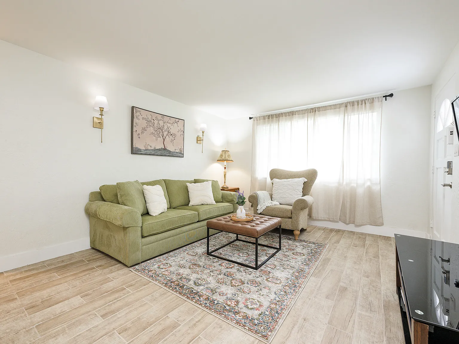 110 Mason Park Dr — Photo 4