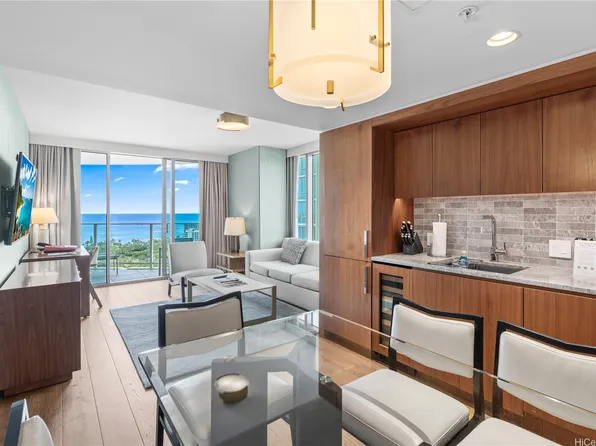 2139 Kuhio Ave #2601, Honolulu, HI 96815