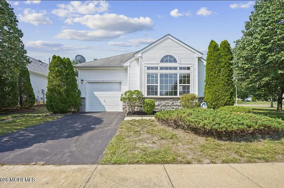 5 Rochford Dr