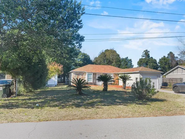 115 Christopher Dr, Panama City Beach, FL 32413