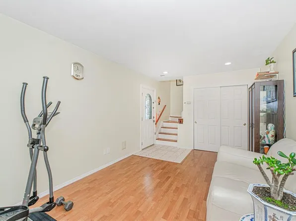 31 Ramsey Lane image 22 of 25