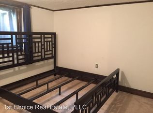 1019 Daisy Ln, East Lansing, MI 48823