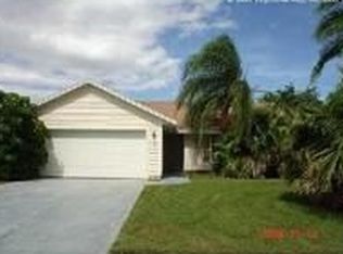 4175 SE Jacaranda St, Stuart, FL 34997