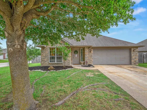 1014 Bougainvillea St, College Station, TX 77845
