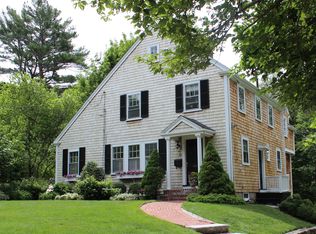 60 Garrison Rd, Hingham, MA 02043