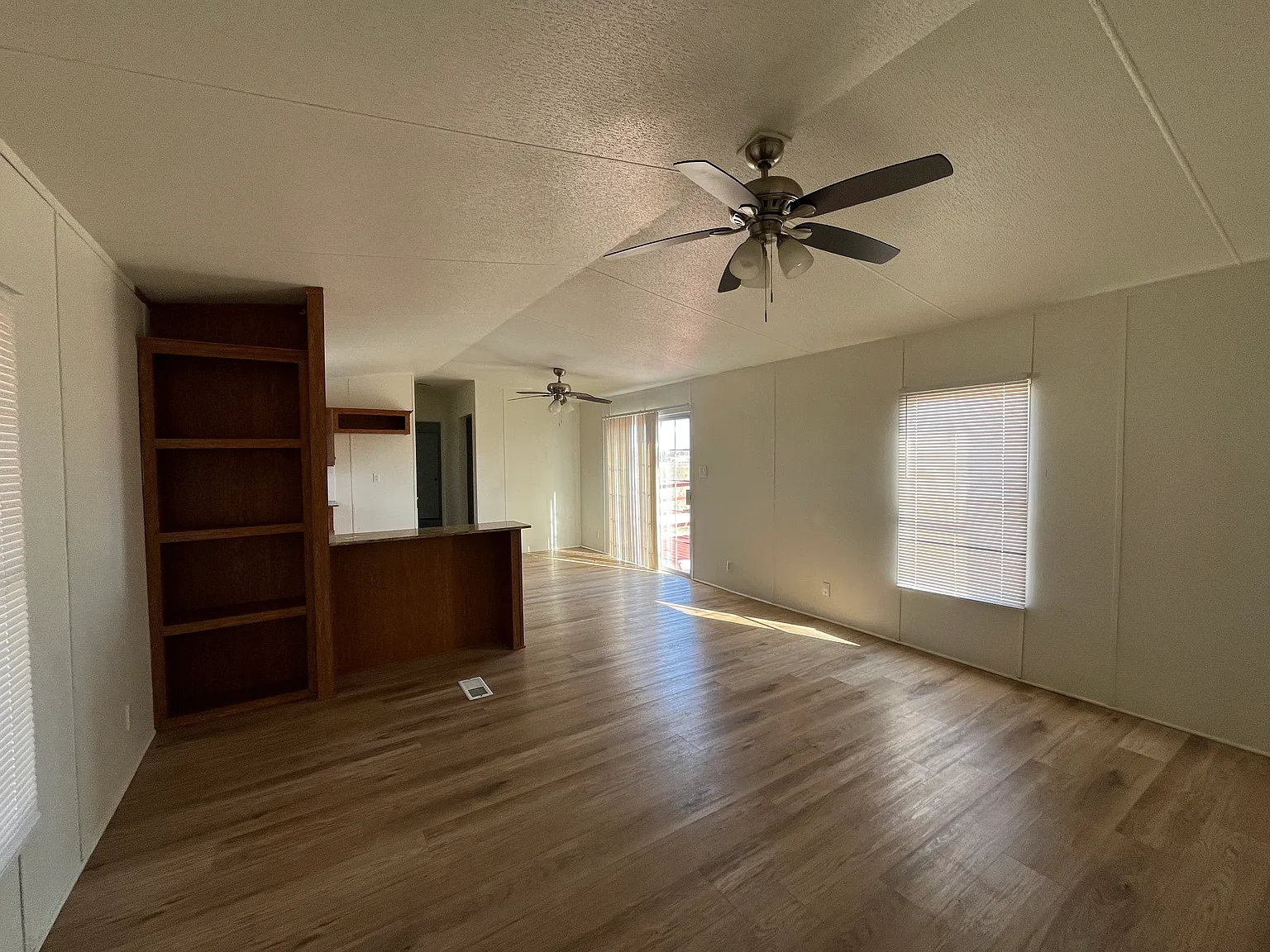 3 bed, 1264 sqft, $1,200 — Photo 3