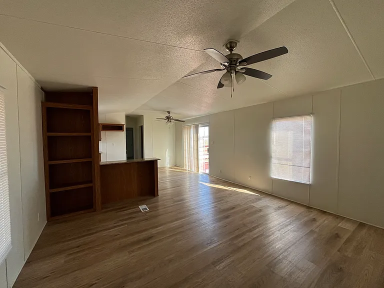 8514 County Road 623 — Photo 6