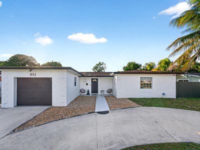 851 SW 67th Avenue, North Lauderdale, FL, 33068