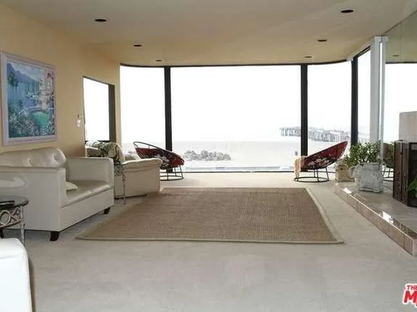 3115 Ocean Front Walk APT 201, Los Angeles, CA 90292