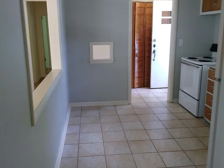 930 S Midvale Blvd — Photo 5