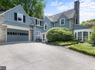 607 Woodleave Rd, Bryn Mawr, PA 19010