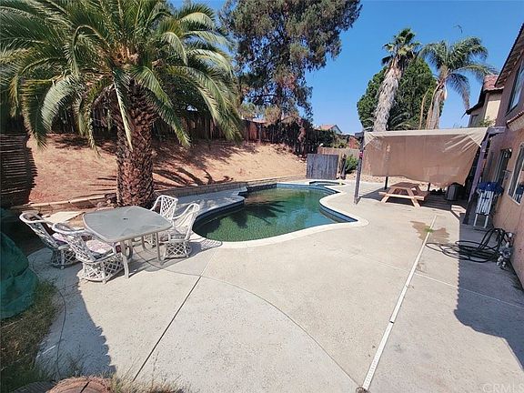 4th image of 25736 Fir Ave
