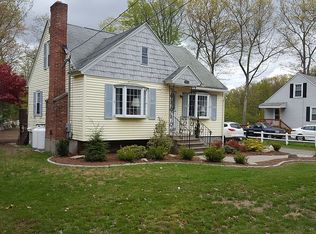 369 Pleasant St, Leicester, MA 01524