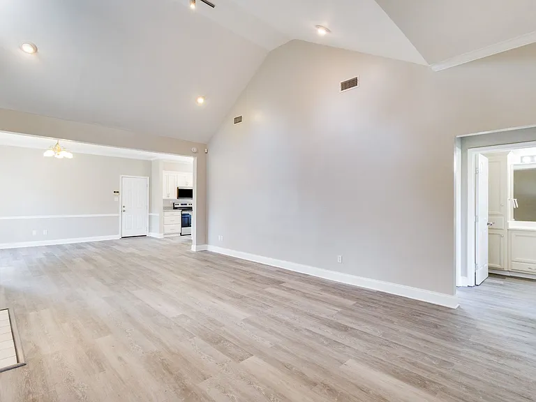 111 Songbird Ln — Photo 6