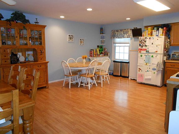 4th image of 1411 Weeping Willow Ct