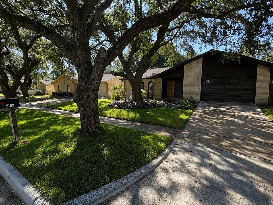 2103 Fall Meadow Dr