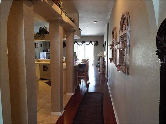 4th image of 1419 Deerbourne Dr