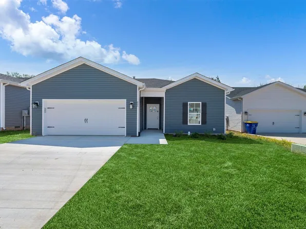 885 McFadin Station St, Bowling Green, KY 42103