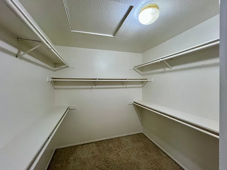 13940 Annandale Ln — Photo 21